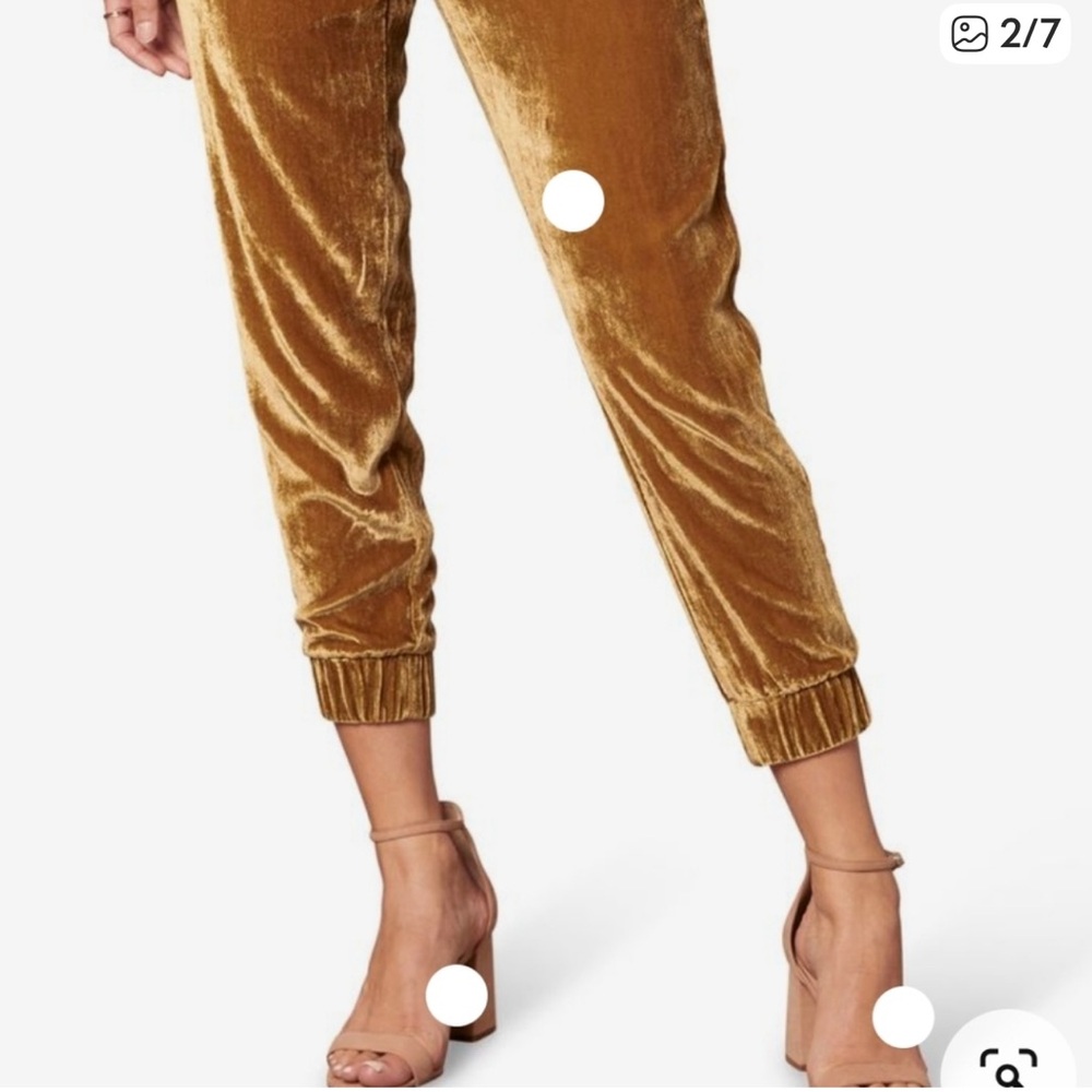 cupcakes & cashmere Gold Velvet Jogger Pants
